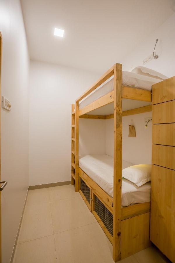 Nap Manor Hostels Bombay Exterior foto